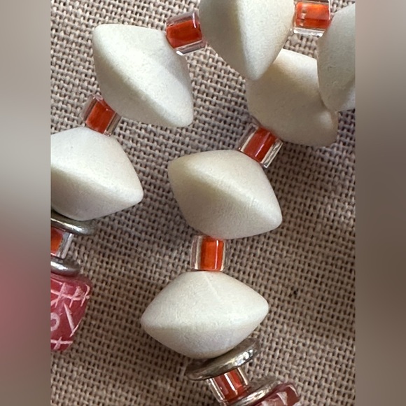 26 inch Mixed bead necklace NWOT - Picture 6 of 13